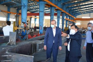 بازدید مدیر کل استاندارد استان تهران از کارخانه تولید سازه های فولادی استاندارد ناپان